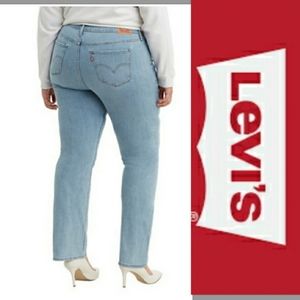 Distressed Petite Plus Size Boot Cut Levi's Jeans